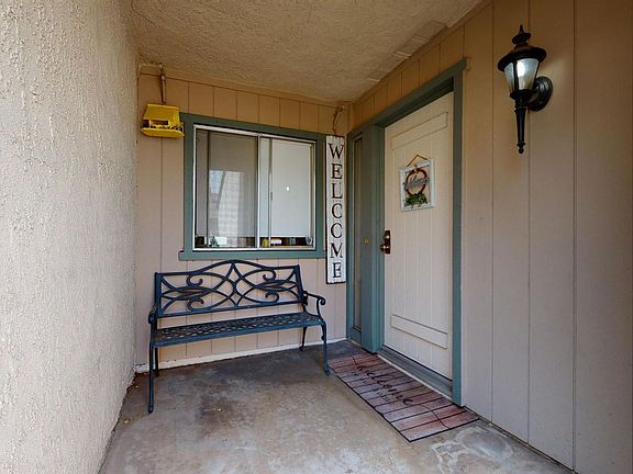 2nd image of 804 E Ponderosa Dr