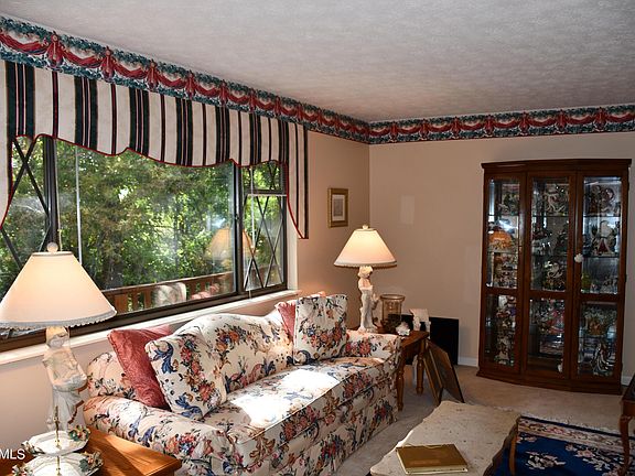 3rd image of 1208 Upland Ave