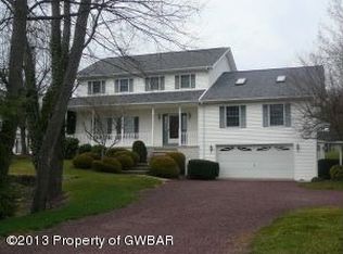 22 E Saylor Ave, Wilkes Barre, PA 18702