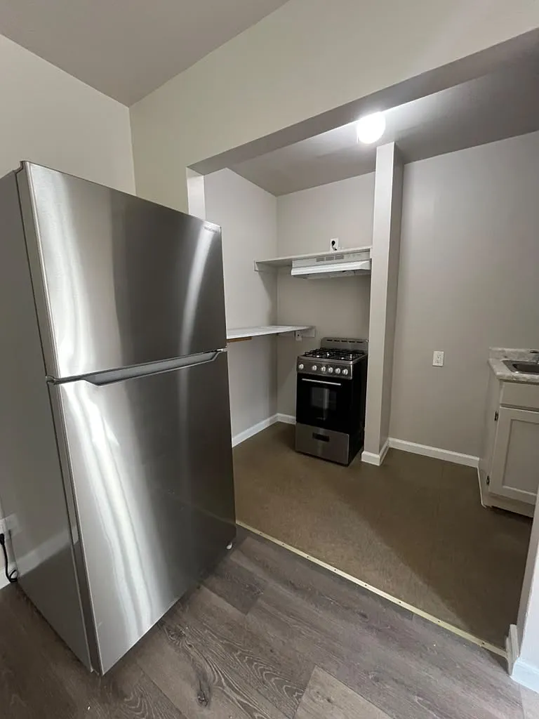 Studio, 380 sqft, $1,450 — Photo 1