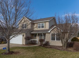 1942 Sunset Dr, Twin Lakes, WI 53181