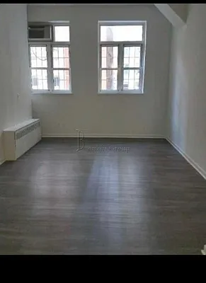 Rented by Bouklis Group | media 8