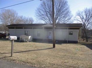 200 Barren Dr, Scottsville, KY 42164