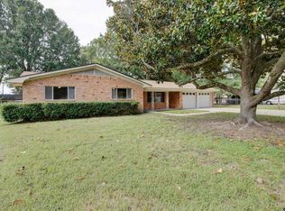 102 Larkspur St, White Oak, TX 75693