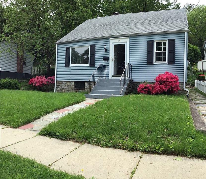 1st image of 13 Hardy Pl
