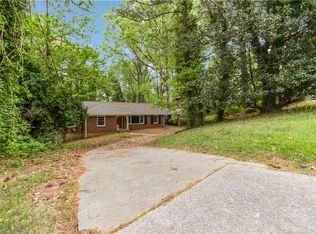 668 Lynn Cir SW, Atlanta, GA 30311
