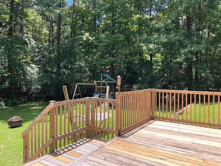 Back deck/yard
