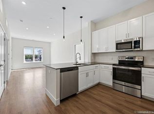 10A Willard Rd #155, Norwalk, CT 06851