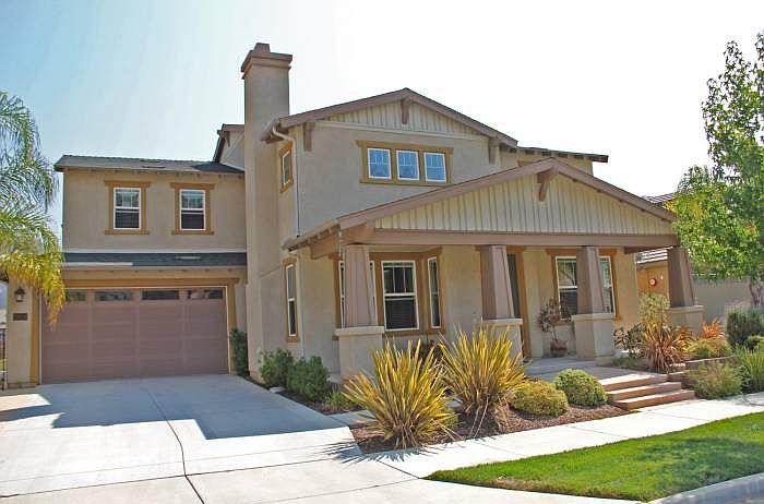 1st image of 2924 Burnet Dr