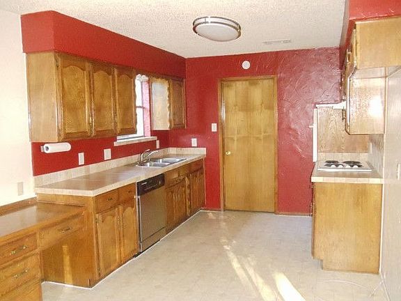 4th image of 7333 Timberidge Dr