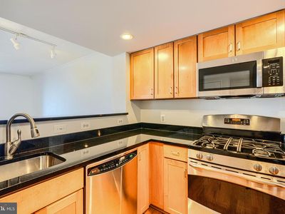414 Water St Unit 2410, Baltimore, MD, 21202