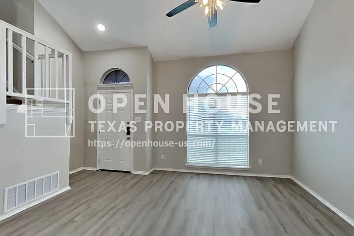 6703 Olivewood Dr — Photo 7