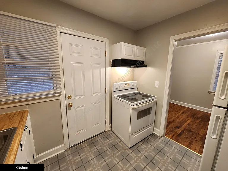 1412 Bonner Ave — Photo 8