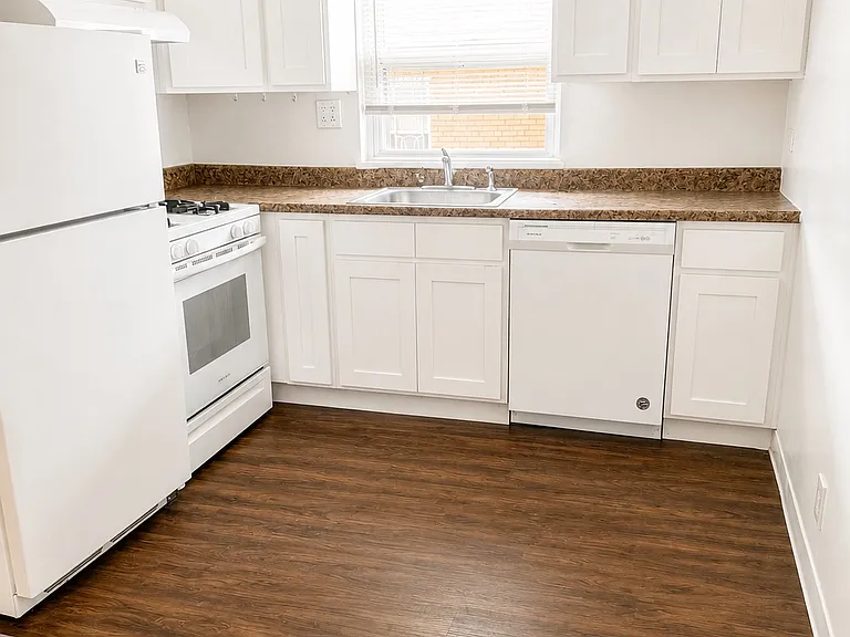 Ridley Station Apartments — Photo 8