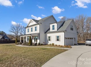 8788 Potter Rd, Matthews, NC 28104