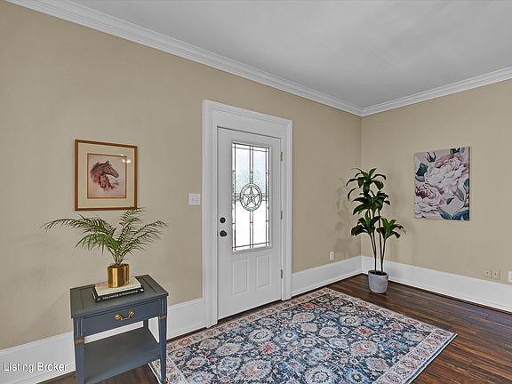 3rd image of 5688 Castle Hwy