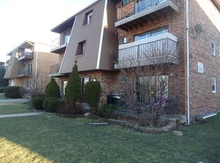 8149 W 83rd Pl APT 4, Justice, IL 60458