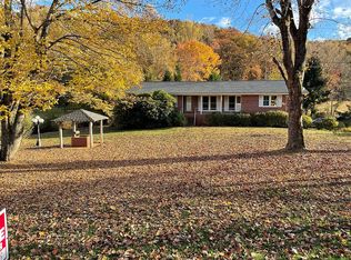 6112 Byers Creek Rd, Young Harris, GA 30582