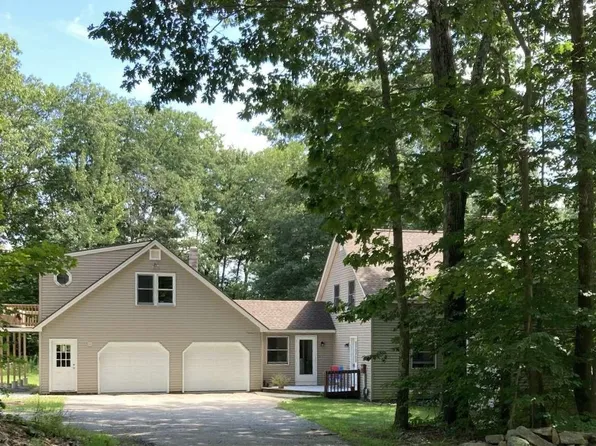 713 Haverhill Road, Derry, NH 03038