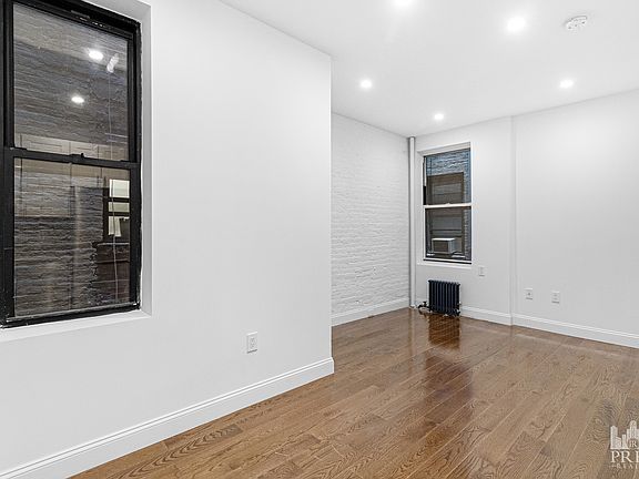 3rd image of 176 E 85th St APT 1C
