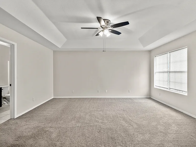4416 Thunderbird Ave — Photo 13