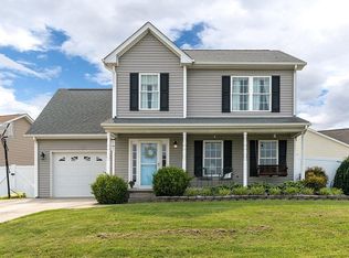 5 Willard Ct, Stuarts Draft, VA 24477
