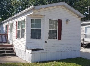 21 Westwoods, Amherst, OH 44001