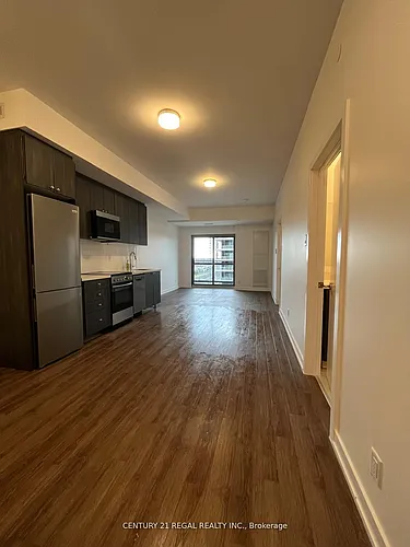 55 Clarington Blvd Photo 1