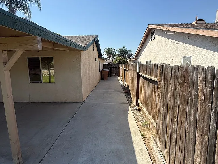 1318 Evadonna Rd — Photo 18