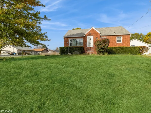 2714 Easton Blvd, Des Moines, IA 50317