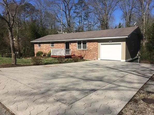 306 Oak Rd, Powell, TN 37849