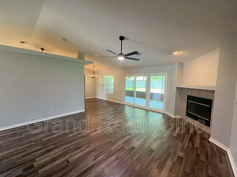 3951 Harbors Port St — Photo 7