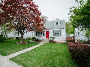 3149 N 88th St, Milwaukee, WI 53222