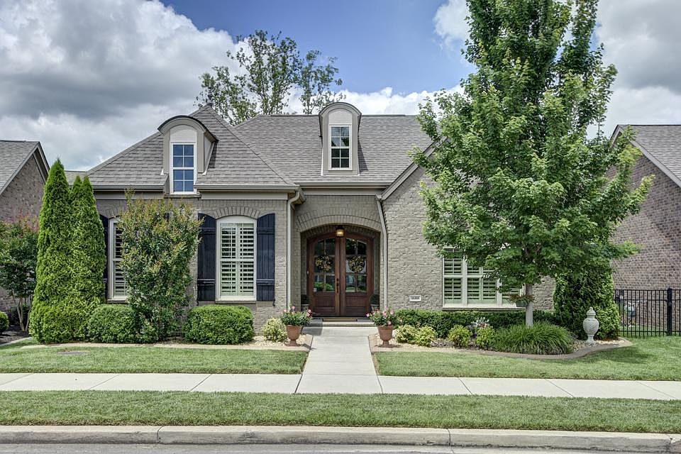 1st image of 1688 Noah Ln