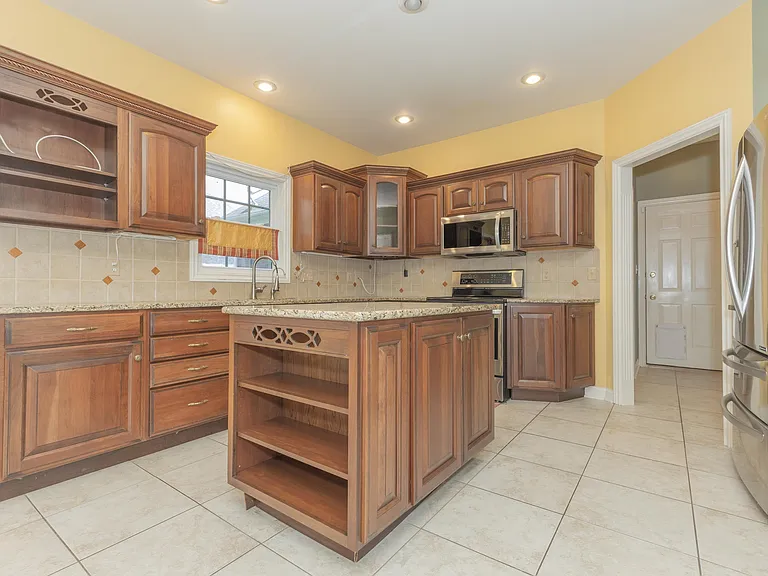 4595 Prescot Dr — Photo 17