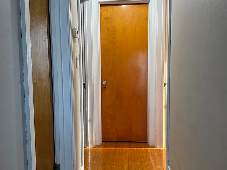 2489 Ferchen St — Photo 15