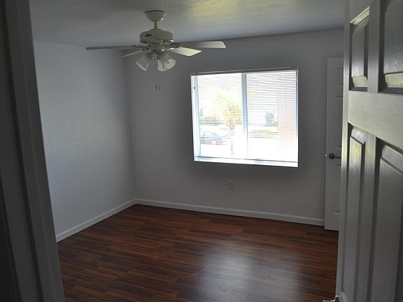5th image of 124 Ocean Breeze Circle