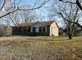 325 Gatlin St, Clarksville, TN 37040