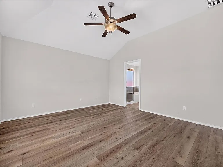 141 Vermilion Marble Trl — Photo 16