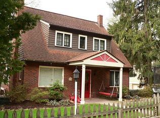 105 Fahnestock Rd, Pittsburgh, PA 15215