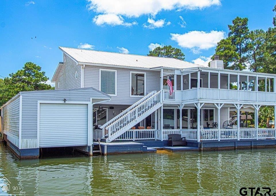 1st image of 2639 Lakeshore Dr