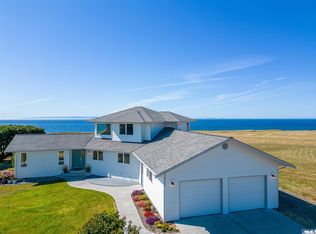 464 Greywolf Rd, Sequim, WA 98382
