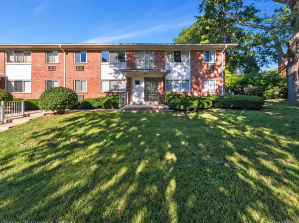 3400 Elizabeth Dr #6, Trenton, MI 48183
