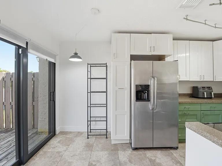 2075 SW 82nd Ave #2075 — Photo 16