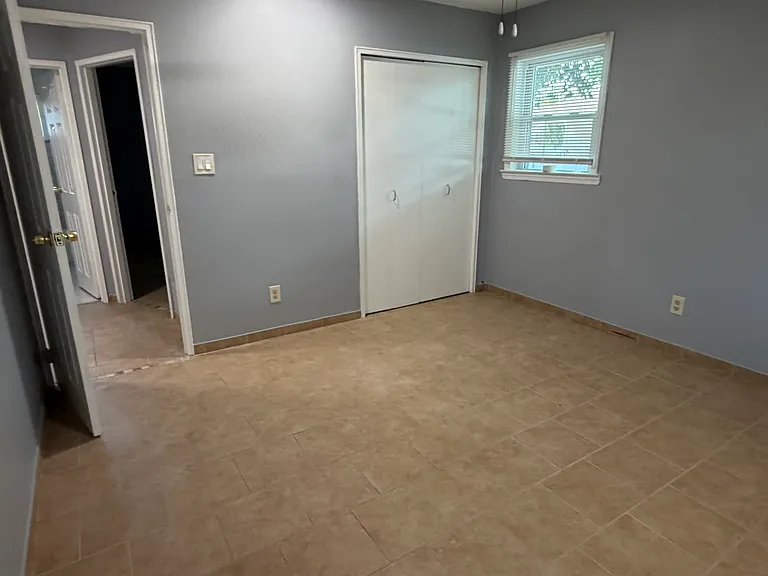 Crossway Dr — Photo 9