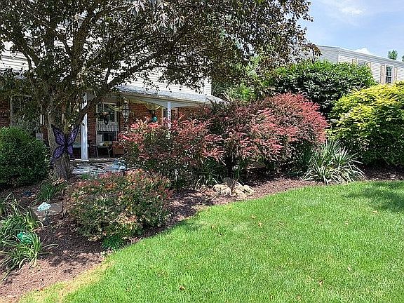 2nd image of 1009 Cork Dr