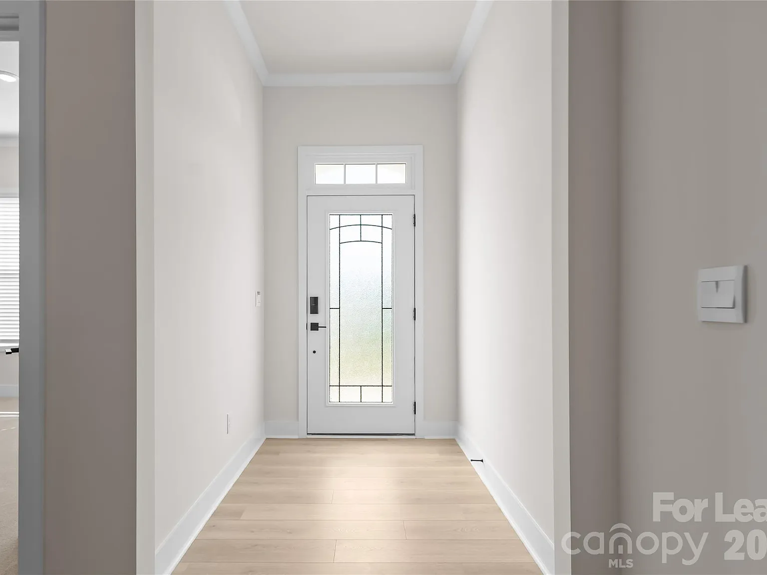 3 bed, 3.0 bath, 1902 sqft, $2,450 — Photo 4