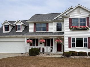 8782 Valleyview Ct, Saginaw, MI 48609