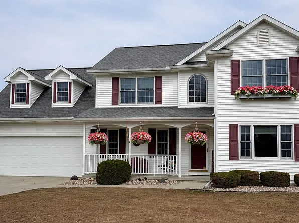 8782 Valleyview Ct, Saginaw, MI 48609