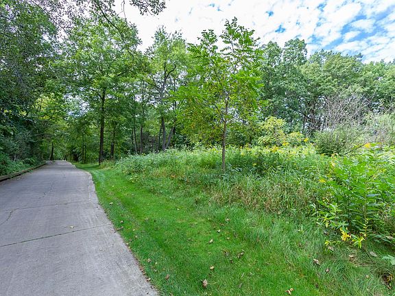 5th image of 17701 Granite Dr